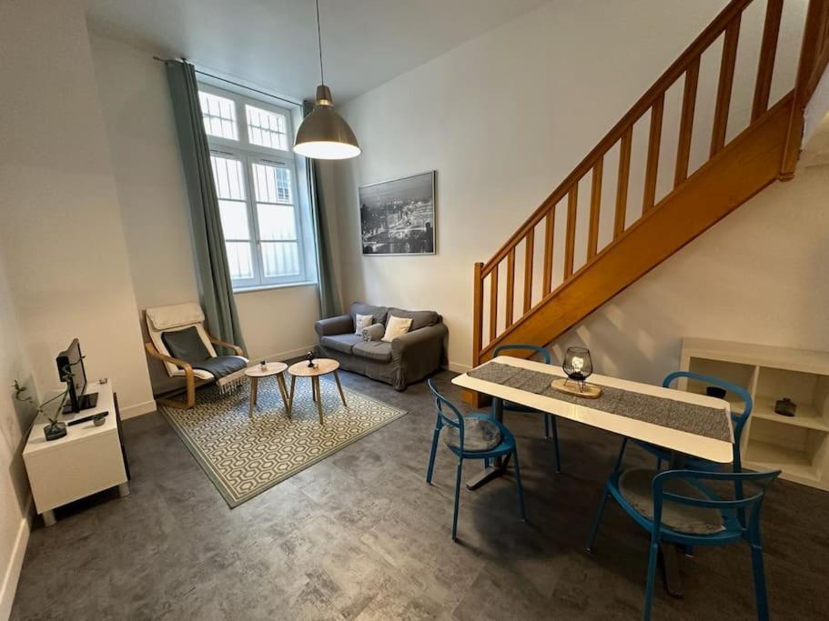 Appartement Dans Ancien Hotel Historique Rouen Buitenkant foto